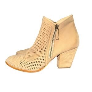 Paul Green Bonzai Perforated Bootie Women's Size 9.5 Tan Leather Ankle Boot Shoe